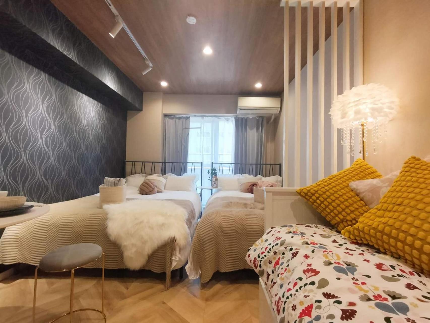 Appartement 新宿 シングルルーム 複数ベッド、キッチン、ダイニングテーブル完備、短期、中期滞在に最適。